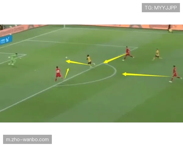 边后卫角色演变 内收中场或助攻边锋成新趋势